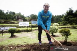 Abdul Idol rilis lagu baru "Up to the Sky"