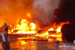 Dua warga terluka dalam musibah kebakaran di Desa Hitu