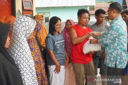 Pemkab Gorontalo Utara salurkan bantuan ke warga terdampak banjir