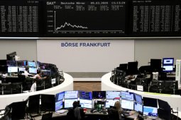 indeks DAX 30 kehilangan 5,31 persen