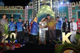 Wakil Bupati Pesisir Barat tutup MTQ  VII