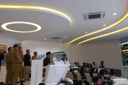 Gubernur Jawa Barat koordinasi online dengan kabupaten/kota terkait COVID-19