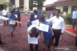 Tersangka pelaku pembunuhan di Rejang Lebong ikut ujian sekolah dalam sel tahanan