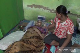 Angin puting beliung robohkan rumah warga di Madiun