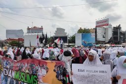 Ratusan Lampung  umat Islam gelar aksi bela Muslim India