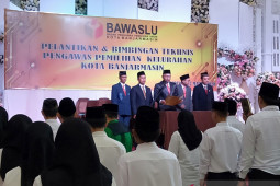 52 Panwas kelurahan Banjarmasin siap kawal Pilkada