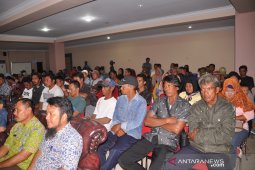 224 nelayan di Belitung Timur terima bantuan alat tangkap