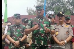 Setelah observasi ABK, personel Satgas Kogasgabpad menjalani pemeriksaan kesehatan