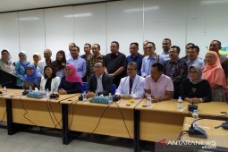 Gubernur putuskan tak terapkan status "lockdown" di Jatim