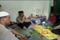 Polres Bangka Barat santuni warga membutuhkan