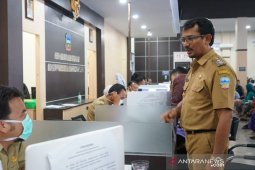 Pemkab Garut batasi pelayanan Disdukcapil antisipasi corona