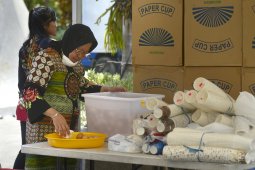 Wali Kota Risma minta warga Surabaya tidak panik hadapi COVID-19
