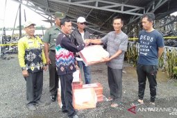 Wabup bantu korban kebakaran warga Desa  Baliuk