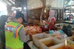 Cegah aksi borong, Polresta Sidoarjo awasi pasokan bahan pokok