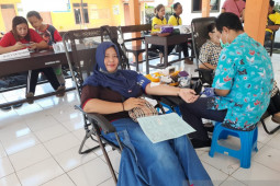 PMI Jember imbau masyarakat tetap donor di tengah pandemi COVID-19