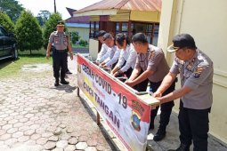 Mako Polres Simalungun disemprot disinfektan cegah sebaran virus Corona