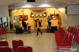 Tim Pencegahan COVID-19 Pangkalpinang semprot disinfektan di tempat ibadah