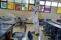 BPBD Jatim anjurkan penyemprotan disinfektan mandiri