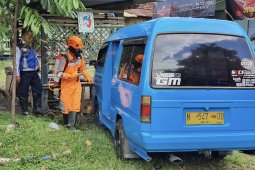 Pemkot Malang lakukan penyemprotan disinfektan di ruang publik