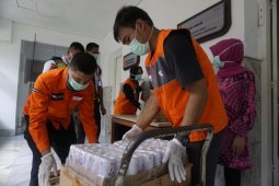 Rumah Zakat distribusikan makanan untuk petugas medis COVID-19