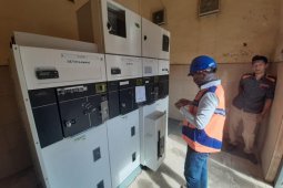 PLN Jatim terjunkan 3.299 petugas baca meter ke rumah pelanggan