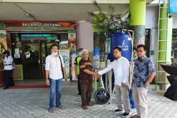 KAHMI bantu tempat cuci tangan di RSUD Pamekasan