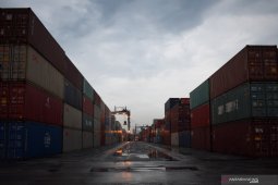 Penutupan pelabuhan di masa darurat COVID-19 wewenang Kemenhub