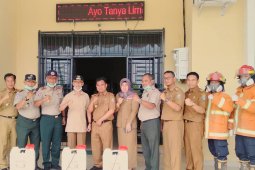 Bupati Pringsewu tinjau posko penanganan COVID-19