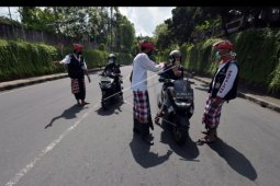 Imbauan tidak keluar rumah di Tabanan