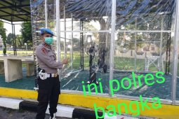 Polres Bangka semprot desinfektan keseluruh personel polisi