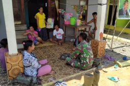 Hadapi situasi nasional, prajurit TMMD gelar komsos