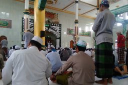 Jemaah shalat tidak sebanyak biasanya