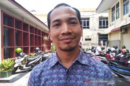 Serikat pekerja minta tak ada PHK saat pencegahan Corona