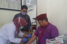 Tiba di Palu, Pasha Ungu jalani pemeriksaan kesehatan
