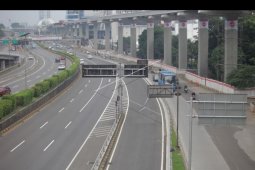 Jalan di ibukota lengang
