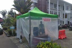 Cegah COVID-19, Polresta Pontianak siapkan bilik disinfektan