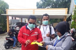 Pekerja pers di Malut dibekali APD saat liput COVID-19
