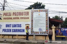 Polsek Caringin Bogor pajang Maklumat Kapolri ukuran raksasa