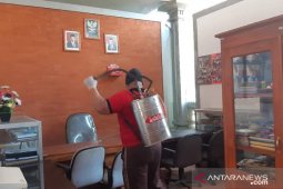 Pramuka Kwarda Bali lakukan penyemprotan disinfektan