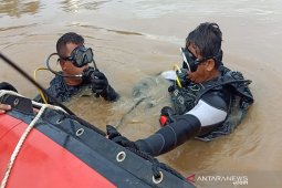 Seorang lansia hanyut di Sungai Batang Kuantan Riau