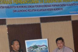 67 desa Mukomuko terima penyaluran ADD