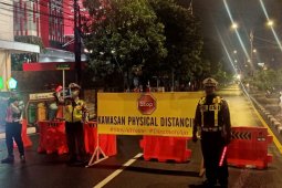 Sidoarjo berlakukan jam malam saat PSBB