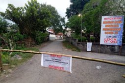 Dusun di Lombok Tengah terapkan "lockdown" antisipasi COVID-19