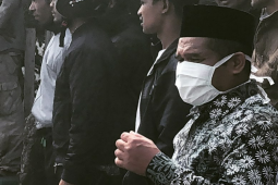 Bupati Sarkawi sumbangkan seluruh gaji selama penanganan COVID-19