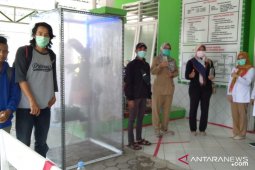 Pecinta lingkungan GMSS-SKM buat disinfektan alami tangkal virus