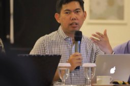 Presiden Jokowi harus buka ruang dialog soal UU Cipta Kerja