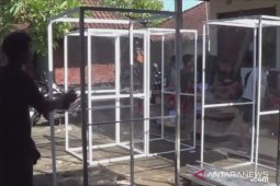 Industri "Bilik Disinfektan" Tabanan terima banyak pesanan