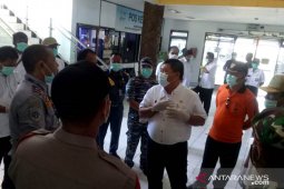 Bupati Jembrana larang warga dari zona merah COVID-19 masuk Bali
