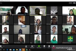 Social distancing, Direktur Polbangtan Medan pimpin rapat secara online