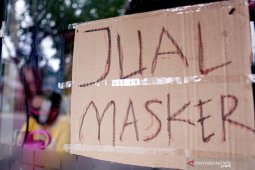 Penjahit pakaian di Gorontalo beralih produksi masker